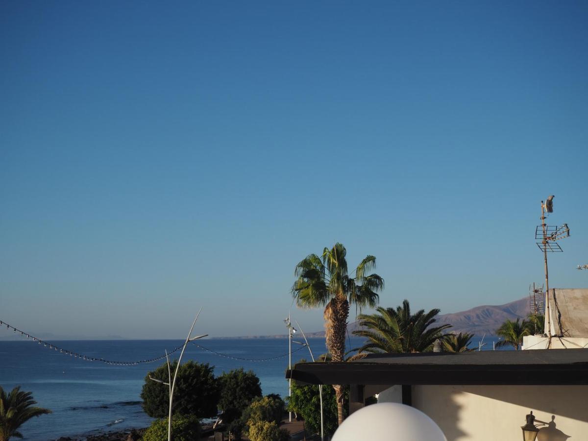 Sea View With Direct Access To Boulevard Puerto del Carmen  Exterior photo